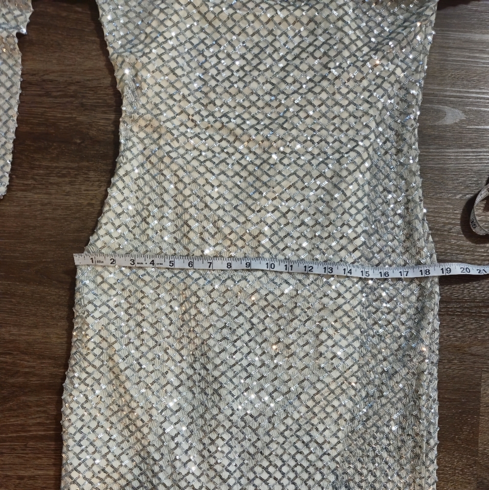 Gianni Bini Silver Sequin Mesh Lattice Long Sleeve Midi Dress Size L NWT - Picture 9 of 12